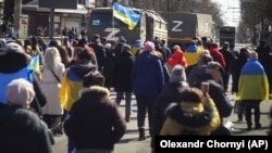 Протест херсонців проти окупантів у березні 2022 року