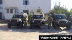 Кӯмакҳои низомии Амрико ба низомиёни тоҷик.