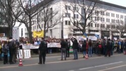 Митинг в Берлине против агрессии России в Украине