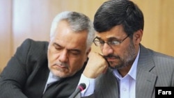 محمود احمدی‌نژاد در کنار معاون اولش محمدرضا رحیمی