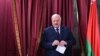 Олександр Лукашенко, який перебуває при владі з 1994 року, голосує на президентських виборах 26 січня 2025 року. Мінськ, Білорусь