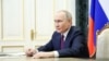 Аналітики також зазначили, що Кремль використовує свої двосторонні відносини з Україною і Сполученими Штатами, щоб підтримувати видимість зацікавленості в мирі й відтермінувати обговорення Заходом додаткової допомоги Україні