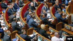У Верховній Раді поточного скликання 49 депутаток. Це більше, ніж у всіх попередніх скликаннях, але все ще менше за середній показник по світу