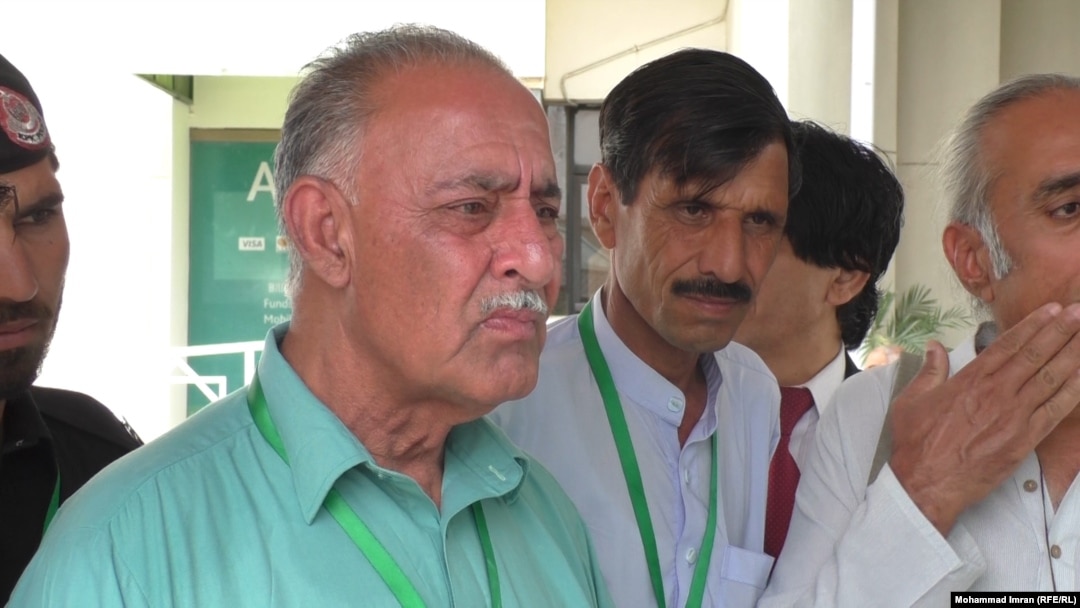 د مشال خان پلار