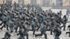 «Беркутівці»під час наступу на протестувальників. Київ, січень 2014 року