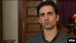 بر اساس گفته‌های وکیل مدافع تسخیری امیر حکمتی او در ماه دسامبر در «دادگاهی مخفی» به ده سال زندان محکوم شده است. 