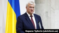 26 листопада запланована участь Андрія Сибіги в спеціальній сесії міністерської зустрічі «Групи семи», присвяченій Україні, а також низка двосторонніх переговорів