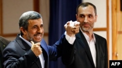 محمود احمدی نژاد و حمید بقایی 