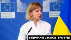 «Звичайно, тривають дискусії. Дуже добре, що вони тривають з Україною про те, як в майбутньому розглядати питання українців і як обговорювати питання їх повернення»