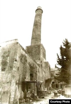 برخی از بناهایی که داعش نابود می‌کند قدمتی کهن دارند