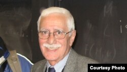 ایرج پزشکزاد، خالق دایی جان ناپلئون