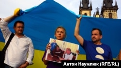 Акция в защиту Умерова в Праге