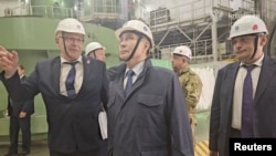 V.Putin "Kursk-2" Atom Elektrik Stansiyasına baş çəkib