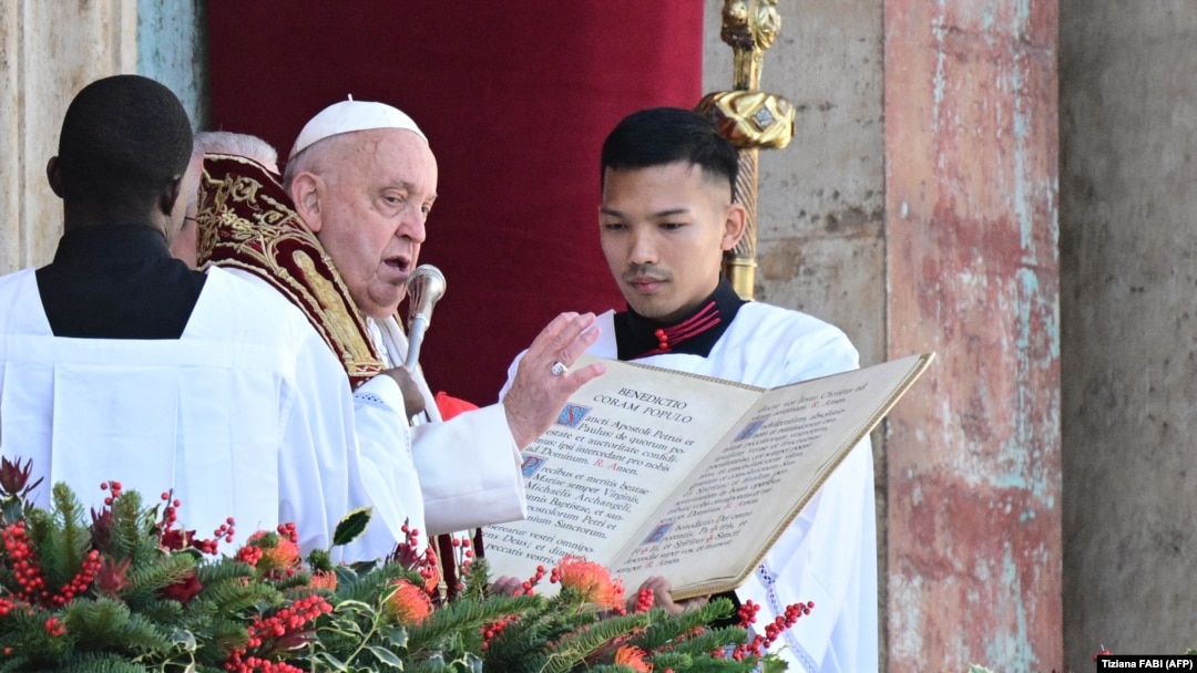 Papa Franja u božićnom obraćanju "Urbi et Orbi", Vatikan, 25. decembar 2024.