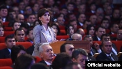 На встрече Эмомали Рахмона с отечественными и иностранными предпринимателями и инвесторами. Душанбе,14 октября 2017 года