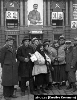 Делегати Народних зборів Західної України. Львів, жовтень1939 року