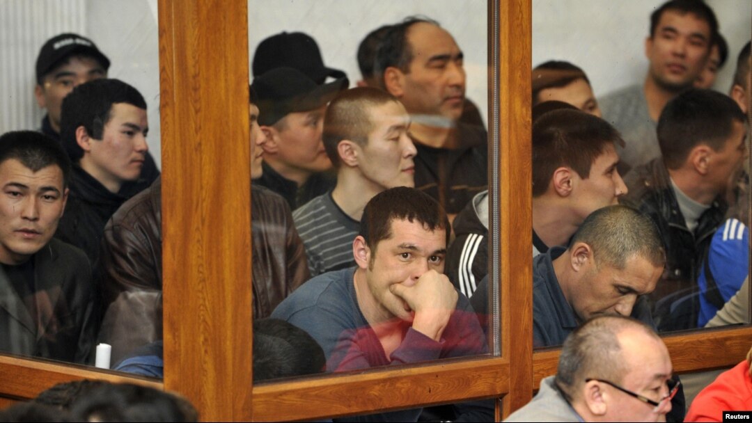Подсудимые на суде по делу «о беспорядках в Жанаозене». Актау, 27 марта 2012 года.