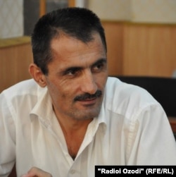 Хилватшоҳи Маҳмуд, рӯзноманигори тоҷик