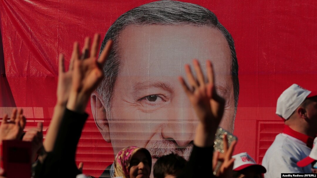 Erdogan će zahvaljujući ustavnim promenama, koje su izglasane na referendumu, moći da vlada sve do 2029. godine: Ejdus