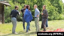 У летнік прыехаў Аляксей Янукевіч, старшыня партыі БНФ