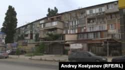 Жители Махачкалы самостоятельно увеличивают площадь своих квартир