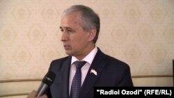 Шариф Раҳимзода.