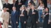 Петро Порошенко (2-й п) був присутній і на офіційному святкуванні і військовому параді