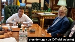 Під час зустрічі президента України Володимира Зеленського з олігархом Ігорем Коломойським (праворуч) в Офісі президента. Київ, 10 вересня 2019 року