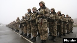 Հայկական բանակի զինվորներ, արխիվ