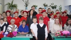 Юлия Шевцова на открытии "Парт героя" в Игмасской школе