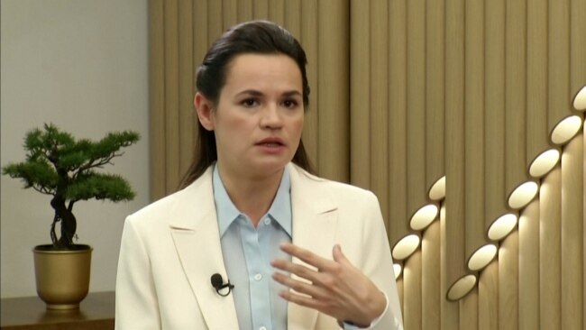 Tsikhanouskaya Says She's Nothing To Ask Putin, Except To 'Respect Our Sovereignty'