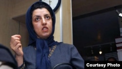 نرگس محمدی