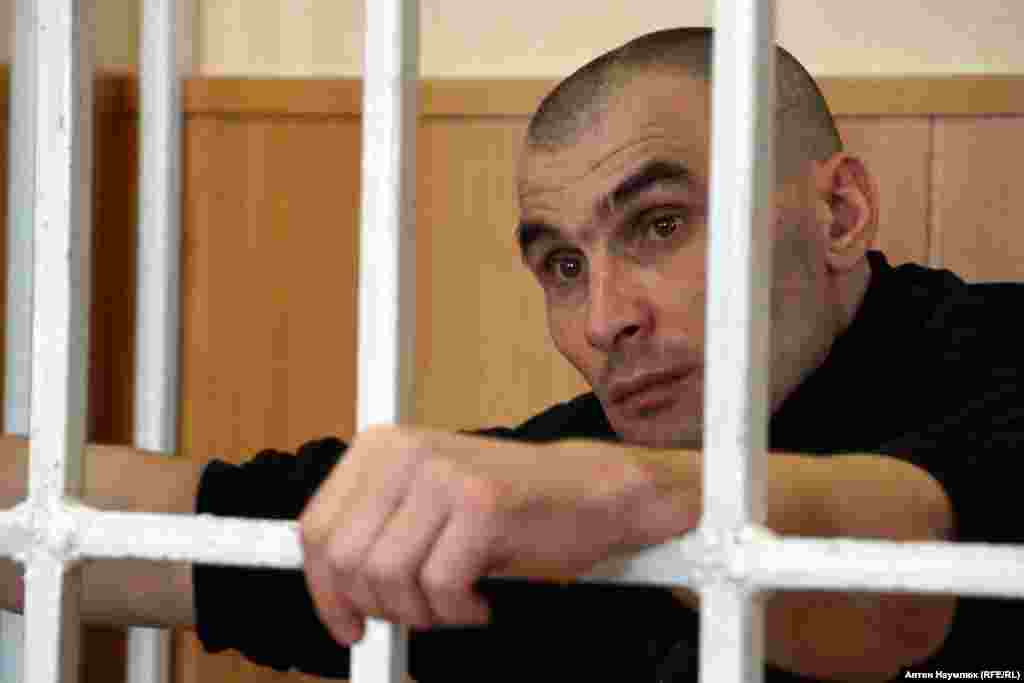 После этого появилось обвинение в грабеже, Литвинова осудили на 8 с половиной лет лишения свободы