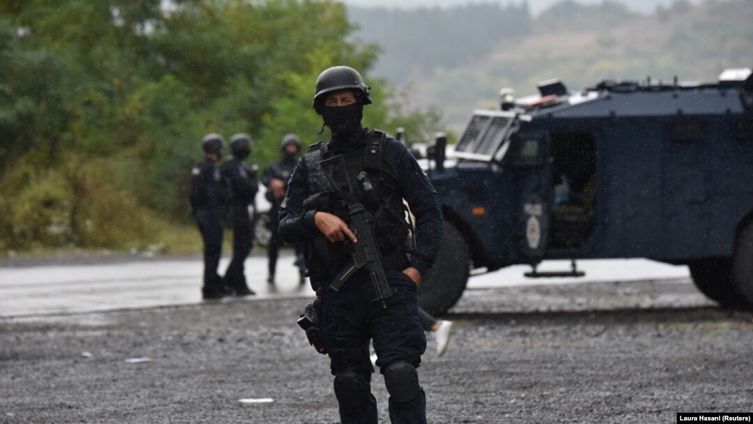 Kosovska specijalna policija na graničnom prelazu Jarinje, Kosovo, 20. septembra 2021. godine.
