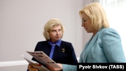 Тетяна Москалькова і Людмила Денісова
