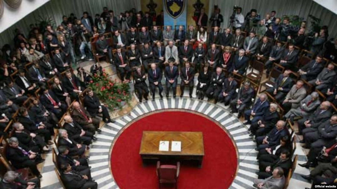 Sa ceremonije potpisivanja Ustava Kosova