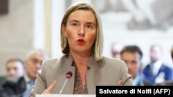 ЄС очікує початку роботи Вищого антикорупційного суду, повної незалежності та свободи від політичного тиску всіх установ, що працюють в сфері подолання корупції, сказала Могеріні