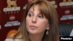 Զարուհի Փոստանջյան, արխիվ